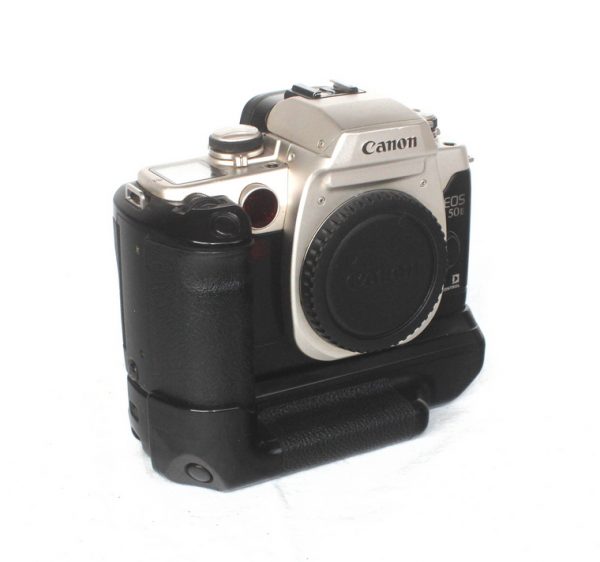 Canon EOS 50 E + EOS BP-50 vertical grip