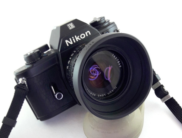 Nikon EM + Nikon E 50mm f/1.8