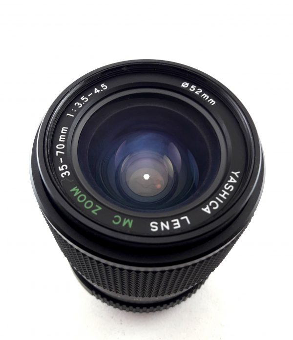 Yashica Lens MC Zoom 35-70mm f/3.5-4.5
