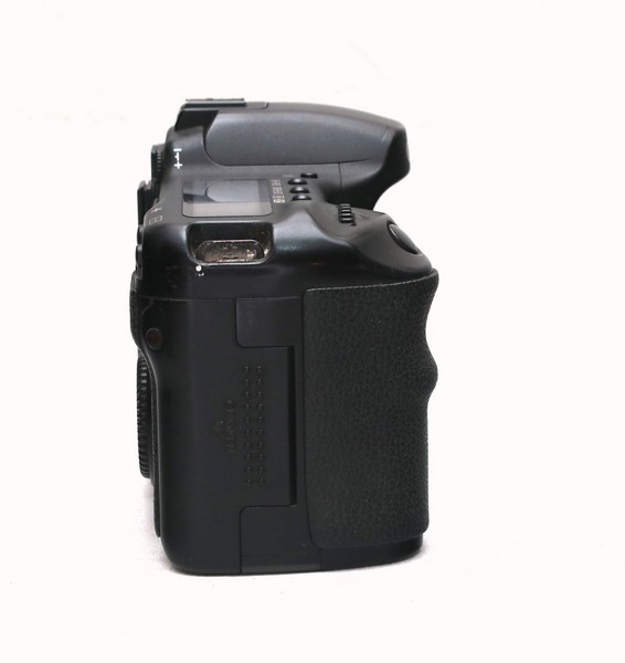 Canon EOS 10D DSLR Camera (Body Only)