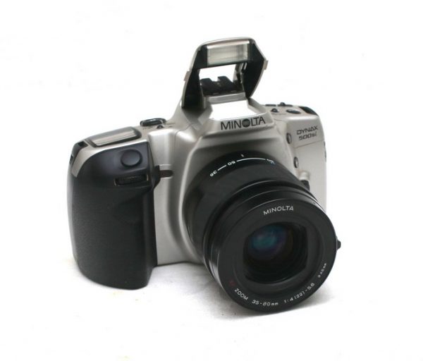 Minolta Dynax 500si + Minolta AF 35-80mm f/4-5.6 Sony A