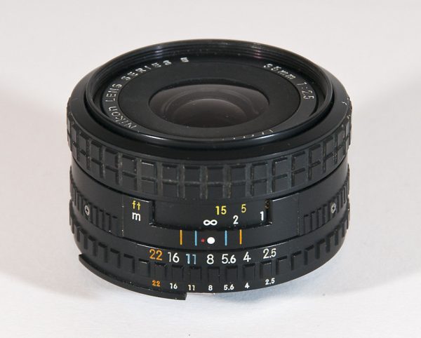 Nikon 35mm f/2.5 E Series Lens