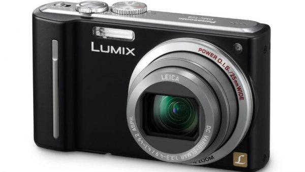 Panasonic Lumix DMC-TZ8 Leica Lens