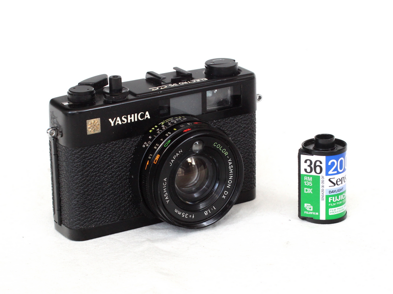 Yashica CC Color Yashinon DX 35mm f/1.8 Film Camera