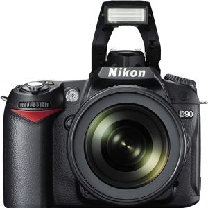 Nikon D90 Fotoaparat + Objektiv 18-55mm AF-P VR